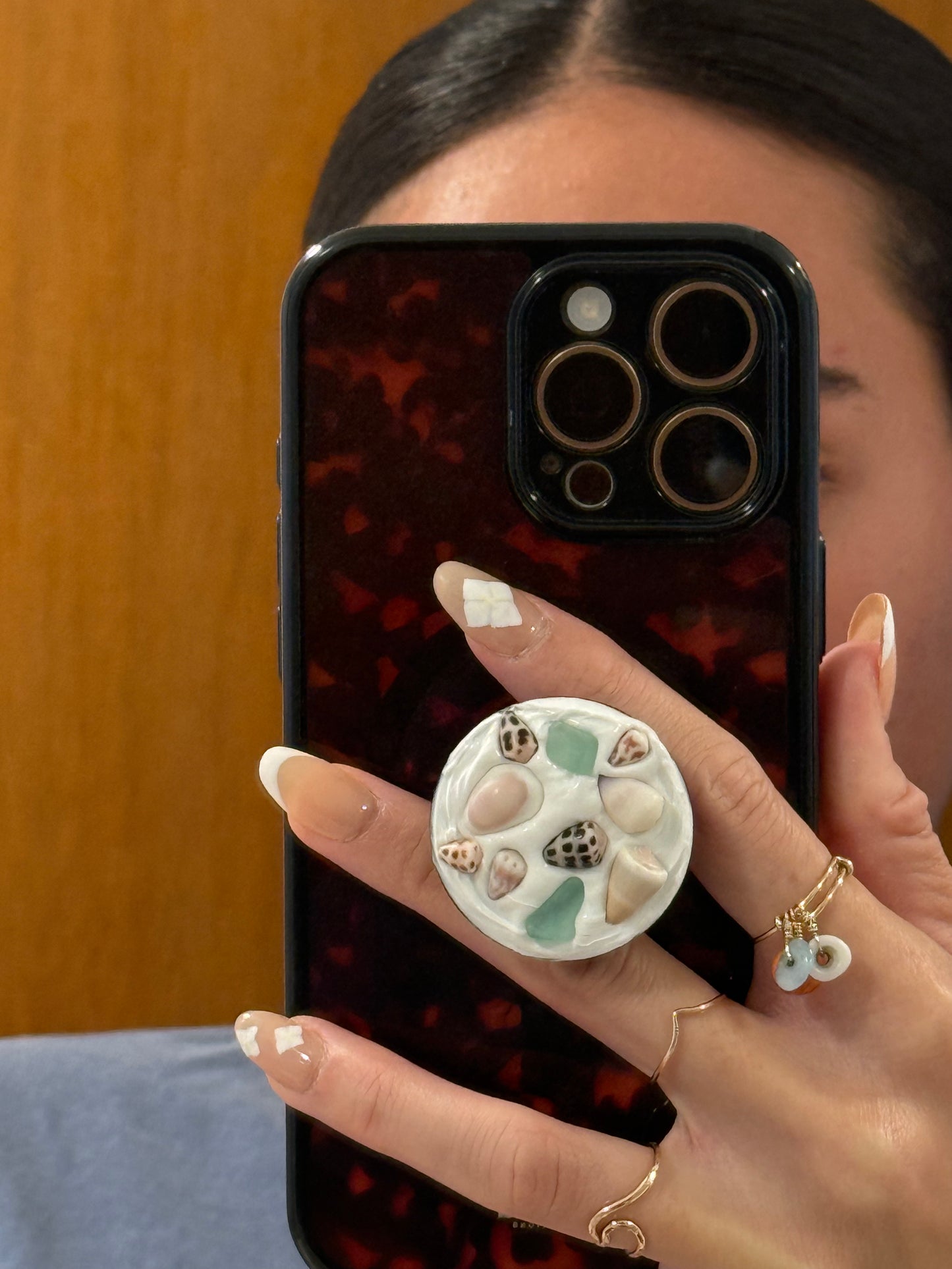 Shell Pop Sockets